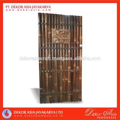 Black half bamboo fence with 4 back slats, decorative inserted and black coco rope